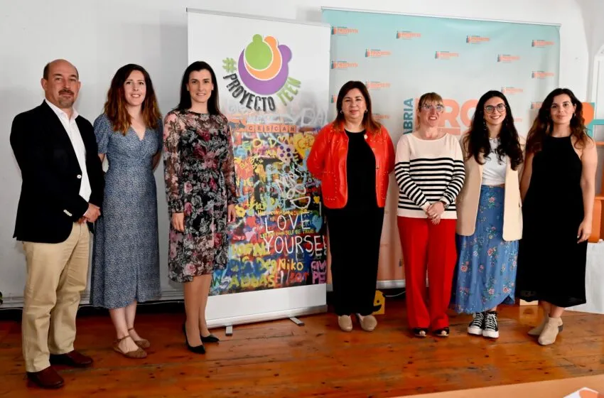  La alcaldesa traslada el reconocimiento de Santander  a la labor social que realiza Proyecto Hombre