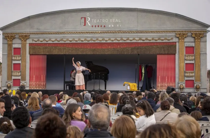  El espectáculo musical de La Carroza del Real llega el viernes a Suances de forma gratuita y entre una gran expectación