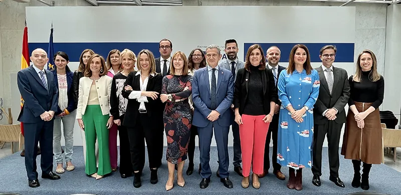 Noticias de Cantabria | El Cántabro | La Delegación Española en el CdR aborda sus prioridades durante la Presidencia Española de la UE que incluyen el tren a Bilbao y crear la Macrorregión Atlántica