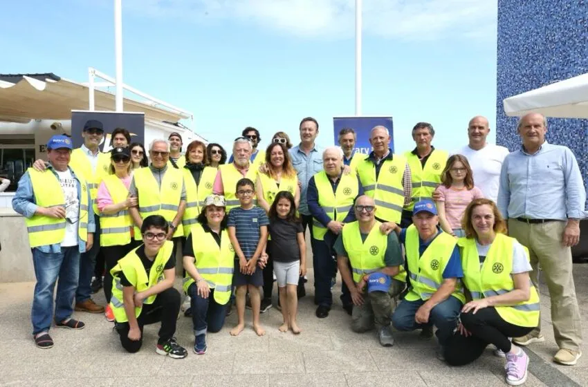  Blanco destaca la importancia de mantener limpias de residuos las playas de Cantabria