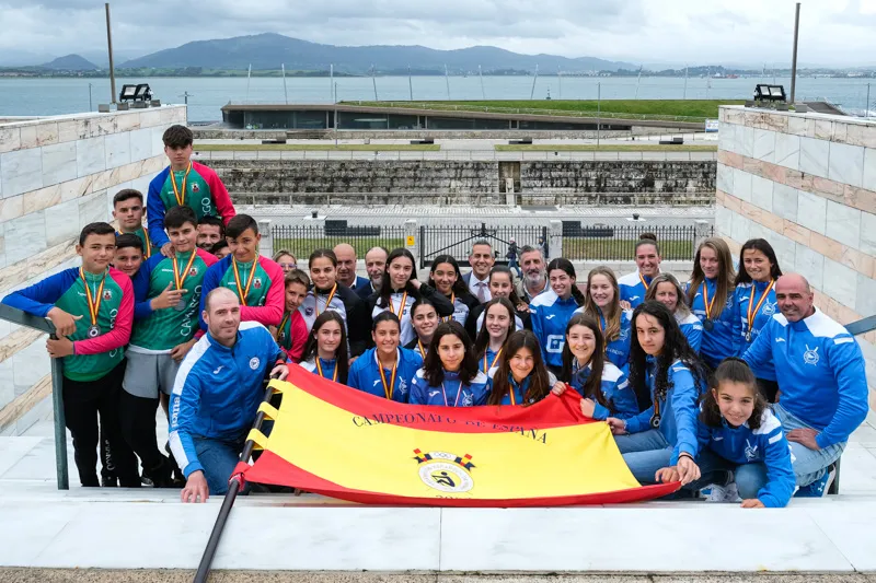  Zuloaga felicita a los deportistas cántabros de remo, kickboxing y judo por los recientes triunfos en los Campeonatos de España de cada disciplina