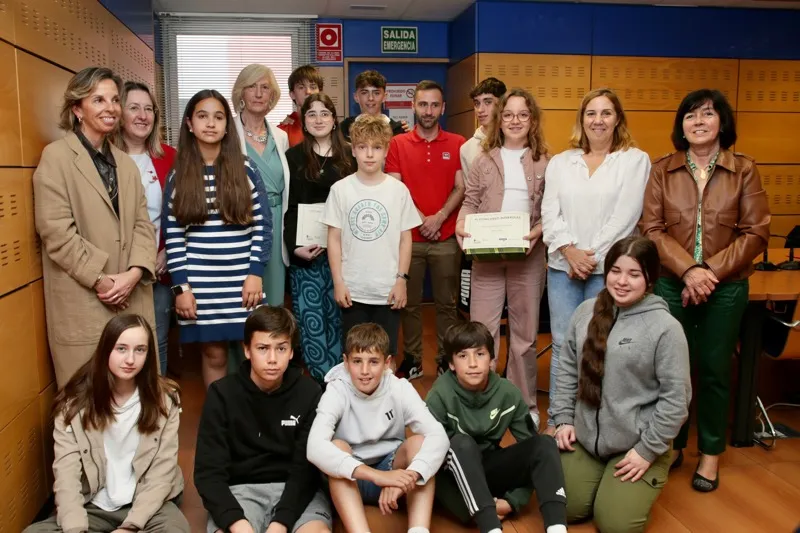 Noticias de Cantabria | El Cántabro | Alumnado del IES Miguel Herrero, el IES La Albericia, el CC Castroverde y el CEIP Arturo Dúo, ganadores en el III Concurso de Periodismo Escolar Interaulas