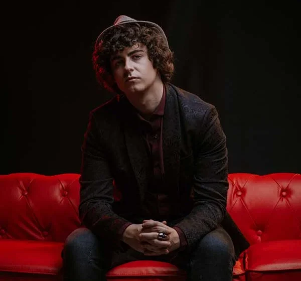  El festival nacional de magia de Laredo celebra su quinta edición con una programación de alto nivel.