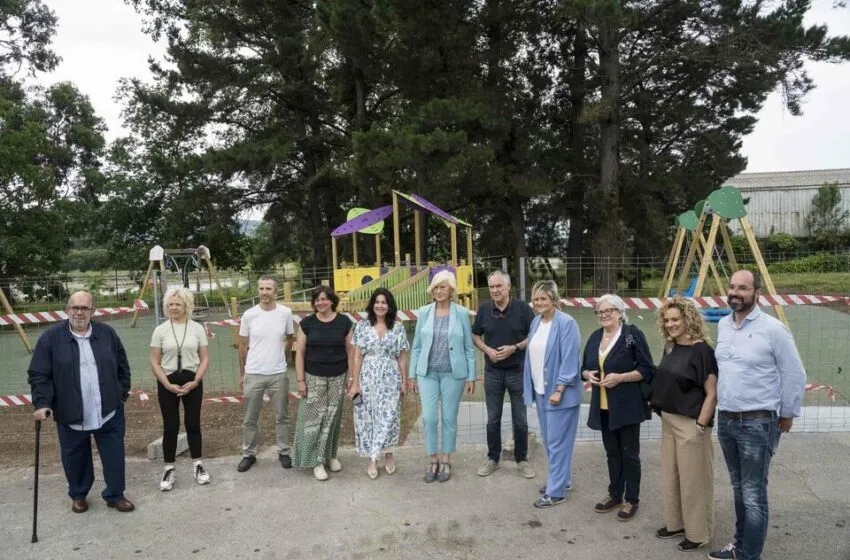 Esther Bolado destaca la importancia del nuevo parque de juegos del Colegio de Educación Especial Parayas