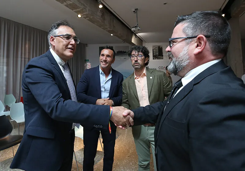 Pesquera respalda al Colegio de Fisioterapeutas de Cantabria en la conmemoración de su 25 aniversario