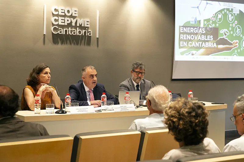  Media asegura que el Gobierno de Cantabria impulsará el desarrollo de las energías renovables, «pero no en cualquier sitio ni, de cualquier manera»