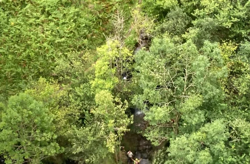 El equipo del helicóptero medicalizado del Gobierno de Cantabria ha evacuado este domingo a una mujer de 36 años en Selaya.