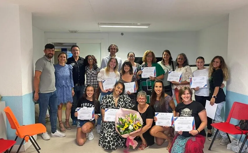 CLAUSURADO EL CURSO DE LENGUA DE SIGNOS ORGANIZADO POR EL AYUNTAMIENTO DE ASTILLERO