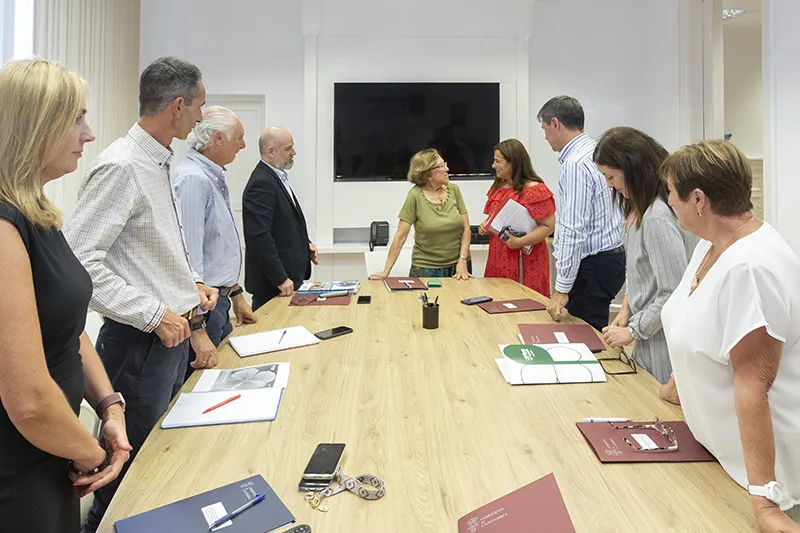  Gómez del Río asegura que el Gobierno regional trabajará sin descanso para mejorar la atención a las personas con discapacidad y en situación de dependencia