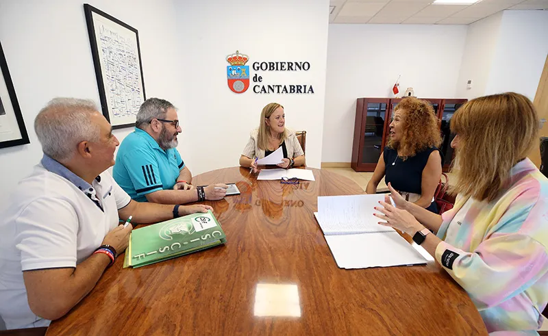  Urrutia traslada a CSIF la inminente convocatoria de la Junta de Personal y del Comité de Empresa