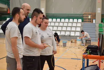 La Escuela del Talento Joven ‘Los Tonaldo’ aprende a utilizar la robótica y la realidad mixta como solución creativa para problemas a priori complejos