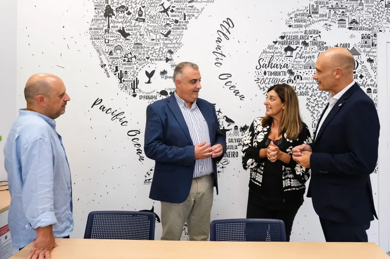 Buruaga anuncia la próxima licitación del estudio informativo de la variante de Los Corrales de Buelna