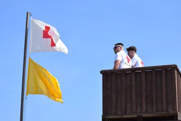 Los rescates y evacuaciones realizados por Cruz Roja Cantabria en las playas de Piélagos descendieron durante la temporada 2023