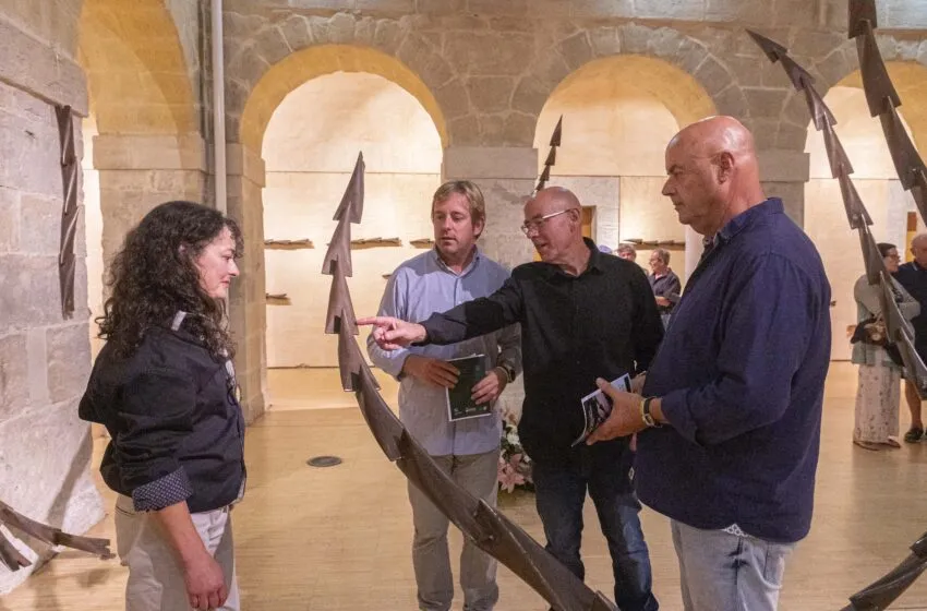 El ‘Cardumen’ de Antonio Sobrino y Mercedes Cano se adueña del Espacio de Arte Contemporáneo de Reocín