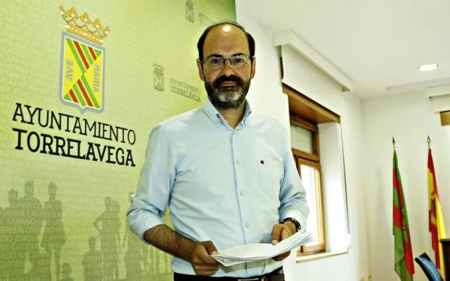 El Ayuntamiento adjudica el alumbrado de la ciudad para el periodo navideño