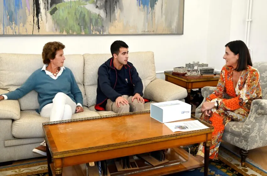  Igual felicita a Carmelo Herrería, campeón del Mundo y de Europa de cross y campo a través