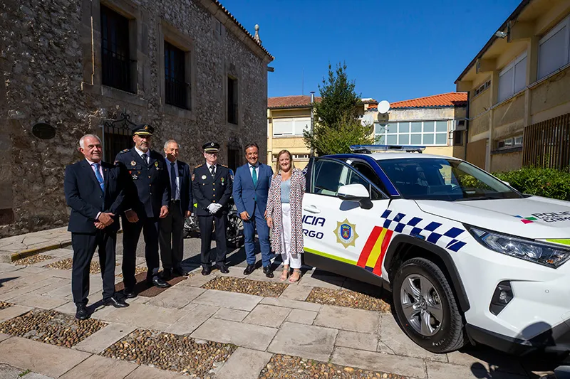 Camargo renueva el parque móvil de la policía local con apoyo de la Consejería de Presidencia y Seguridad