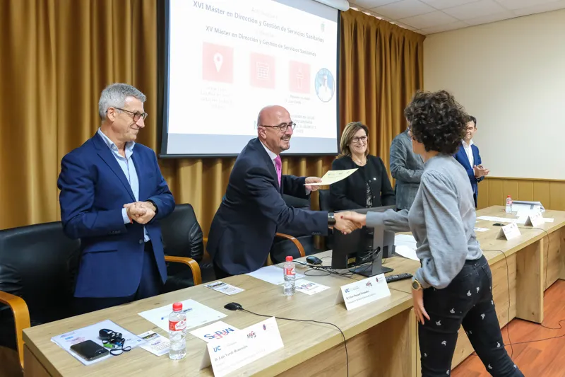 Noticias de Cantabria | El Cántabro | Pascual aboga por fomentar la formación sanitaria para afrontar los nuevos retos de la gestión y dirección hospitalarias