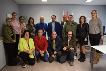  Piélagos agradece a Teodoro Barata Paz, “Doro”, sus cerca de 30 años de trabajo al servicio de la comunidad educativa del CEIP Virgen de Valencia en Renedo