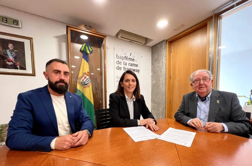 Noticias de Cantabria | El Cántabro | El Ayuntamiento firma un convenio de colaboración con UNATE