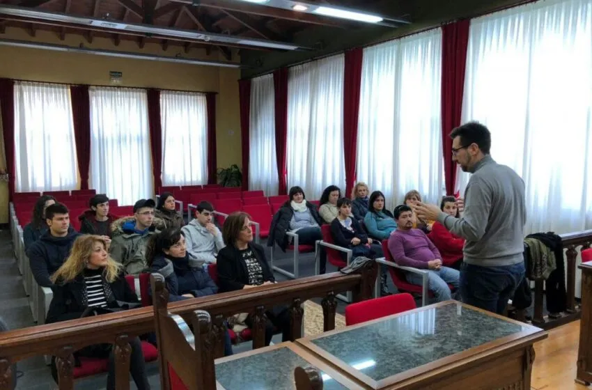  INICIO DE LA LANZADERA DE EMPLEO Y EMPRENDIMIENTO SOLIDARIO EN COLINDRES