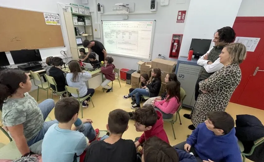 Noticias de Cantabria | El Cántabro | LOS COLEGIOS DEL MUNICIPIO ESTRENAN NUEVA EDICIÓN DE LOS TALLERES DE RADIO