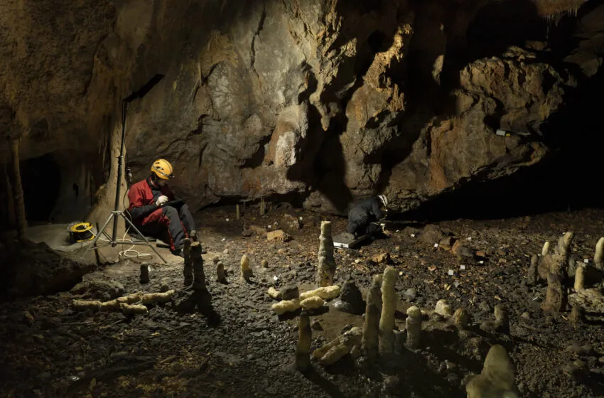 Noticias de Cantabria | El Cántabro | Pablo Arias y Roberto Ontañón presentan mañana en el Museo Arqueológico Nacional las últimas investigaciones en La Garma