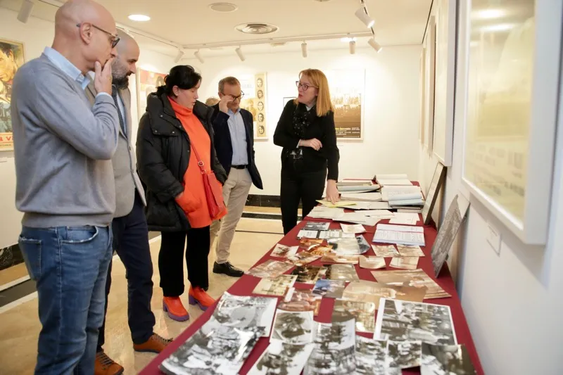  Eva Guillermina Fernández agradece a la familia Camus la donación del archivo del director que supone un «antes y un después» para la Filmoteca de Cantabria