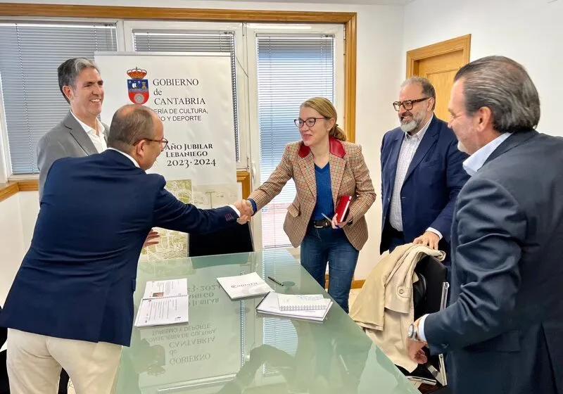  Guillermina Fernández valora las propuestas culturales y turísticas de Cámara Torrelavega vinculadas al progreso económico en las zonas rurales