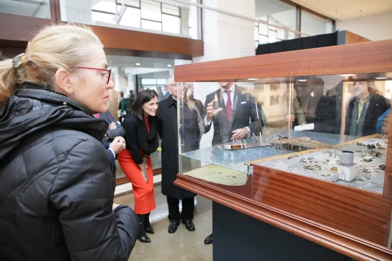  Eva Guillermina Fernández y Luis Ángel Agüeros acuden a los actos conmemorativos de la tragedia del Machichaco