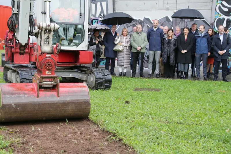  Comienzan las primeras obras para el soterramiento del tren en Torrelavega, un «día histórico» y una «grandísima oportunidad» para el municipio