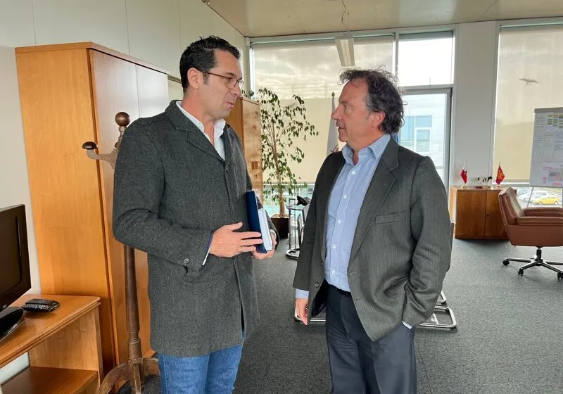  Desarrollo Rural analizará con el Ayuntamiento de Val de San Vicente la concentración parcelaria de Pechón