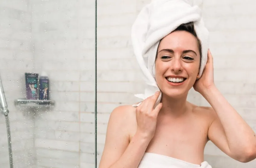  Zonas del Cuerpo Ignoradas en la Rutina de Ducha