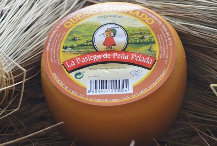  Queso ahumado de La Pasiega de Peña Pelada entre los Oscar del queso.