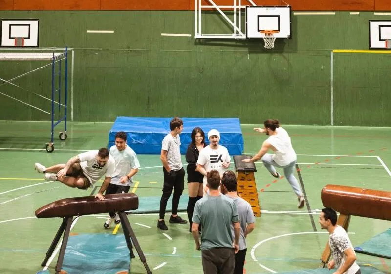 Noticias de Cantabria | El Cántabro | Talleres, juegos de escape y noche de cine premium, este fin de semana en ‘La Noche es Joven’