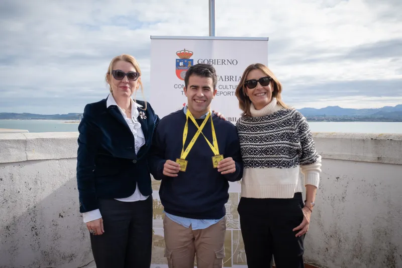Noticias de Cantabria | El Cántabro | Eva Guillermina Fernández felicita a Carmelo Herrería, campeón del mundo y de Europa de cross y campo a través