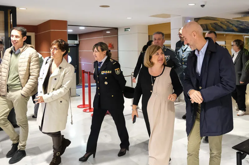 Noticias de Cantabria | El Cántabro | Silva subraya la necesidad de "abrir un debate" sobre el uso de los dispositivos móviles en las aulas