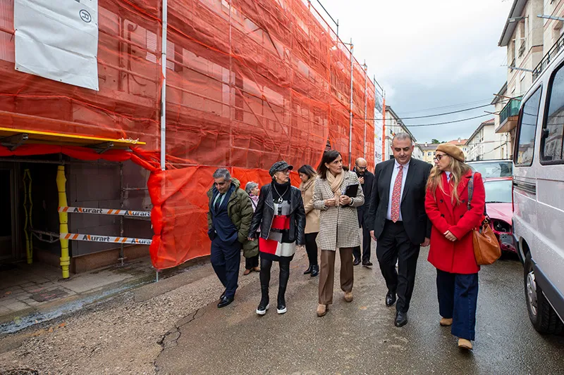 Noticias de Cantabria | El Cántabro | Media señala la rehabilitación del Barrio Obrero del Rey como ejemplo de las políticas de vivienda del Gobierno de Cantabria para recuperar los entornos antiguos de las ciudades