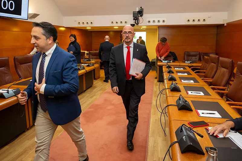  Pascual destaca «el esfuerzo presupuestario sin precedentes» del Gobierno para mantener y reforzar las capacidades del sistema sanitario público de Cantabria