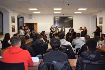 Noticias de Cantabria | El Cántabro | Jóvenes desempleados de 14 municipios cántabros se capacitan en Piélagos como profesionales de atención sociosanitaria, informática y hostelería