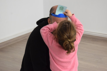 Noticias de Cantabria | El Cántabro | Padres con hijos de 2 a 5 años descubren en Piélagos la importancia del juego en el desarrollo de habilidades y en la formación del apego seguro