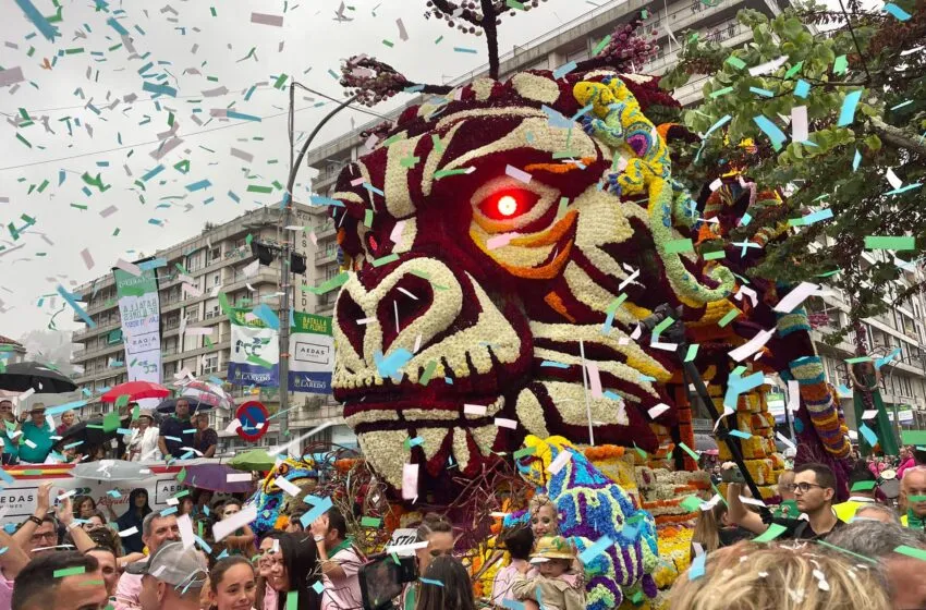 Noticias de Cantabria | El Cántabro | La Batalla de Flores de 2024 contará con 13 carrozas participantes