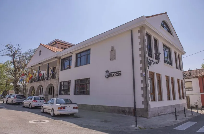  Listados definitivos de albañil, peón y monitor de tiempo Libre y listado provisional de auxiliar administrativo