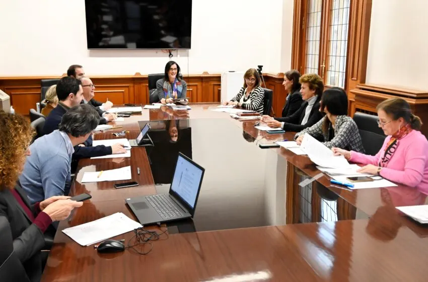 Noticias de Cantabria | El Cántabro | La Comisión de Economía aprueba las tarifas del nuevo servicio de alquiler de bicicletas eléctricas