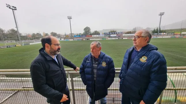 Noticias de Cantabria | El Cántabro | Sale a licitación el proyecto de iluminación del campo de fútbol 7 de Tanos