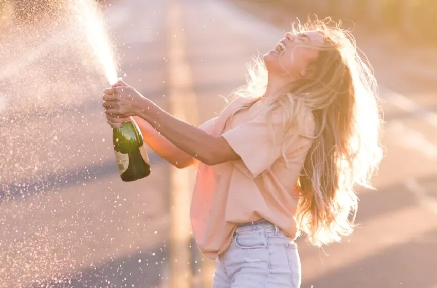 La filosofía de la felicidad según Sócrates: enfoque y legado