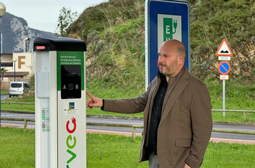 Noticias de Cantabria | El Cántabro | Los informes del Ayuntamiento avalan la legalidad del contrato de los puntos de recarga de vehículos eléctricos