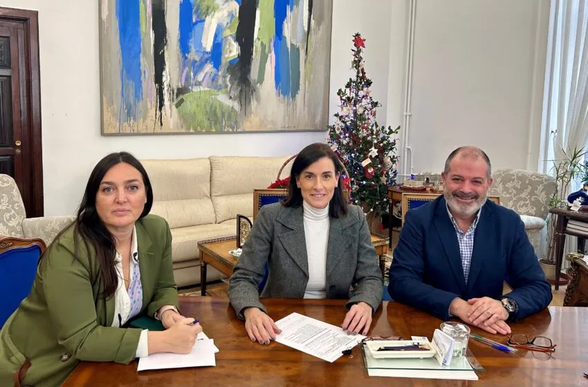 Ayuntamiento y UNEATLANTICO estudian proyectos en beneficio de la comunidad educativa