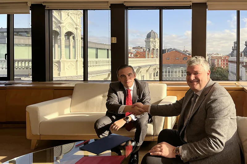  El Gobierno de Cantabria adjudica al Banco Santander el contrato de servicios bancarios