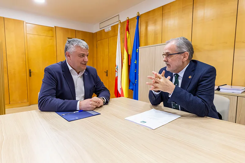  Economía incrementará su colaboración con la UC para reforzar y ampliar las acciones divulgativas relacionadas con la Unión Europea